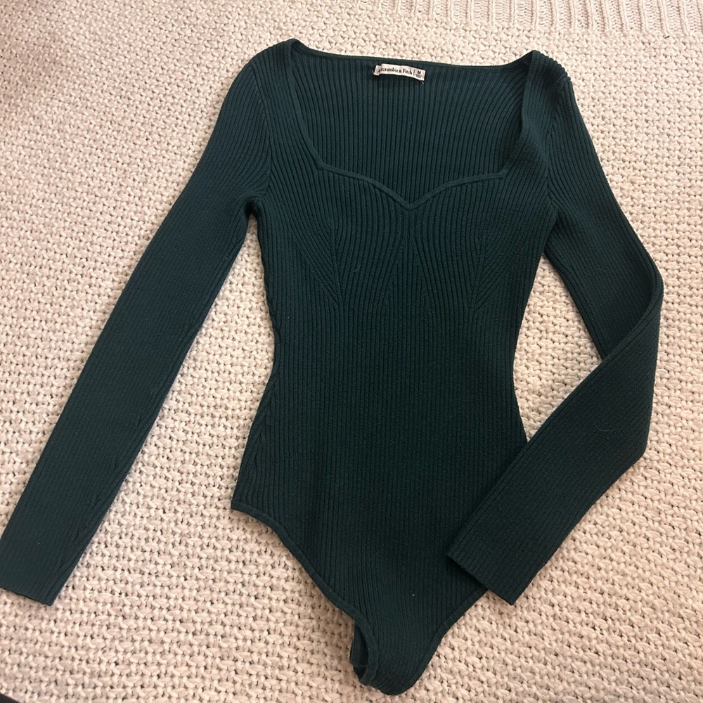 Abercrombie & Fitch Fitted Green Long Sleeve Bodysuit